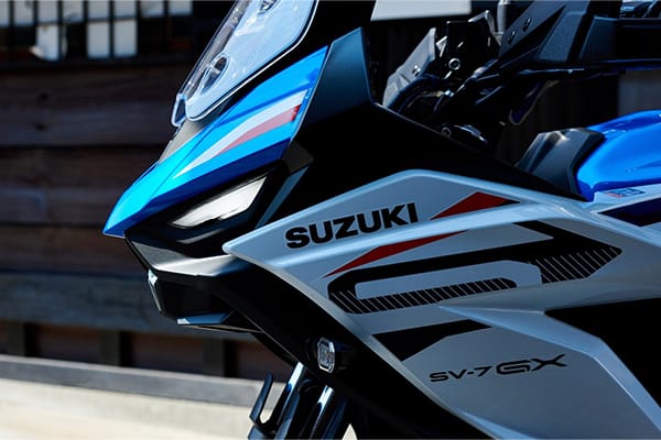 Thiết kế phần đầu giống chim đại bàng quen thuộc của Suzuki SV-7GX 2026